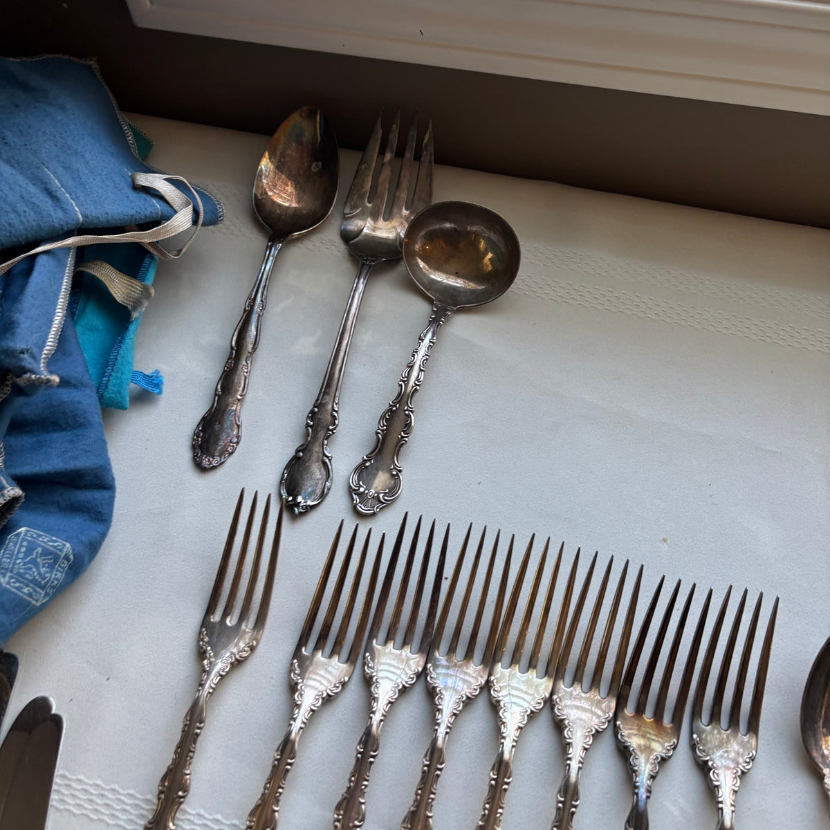 Y153 Vintage Birks "Louis de France" Regency Plate Flatware (67 pieces)