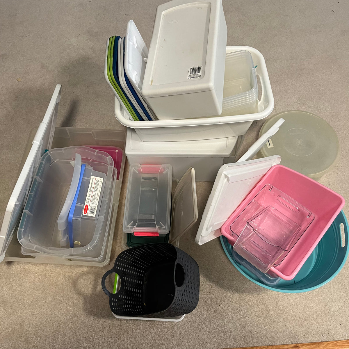 Y352 Storage Grouping (small plastic totes and more)