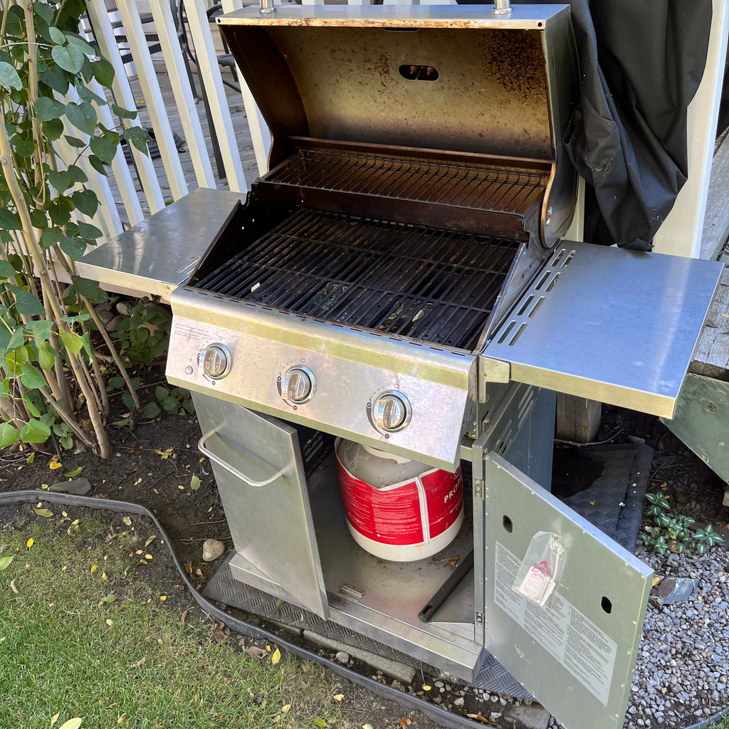 Y354 Nexgrill stainless steel propane BBQ with propane tank