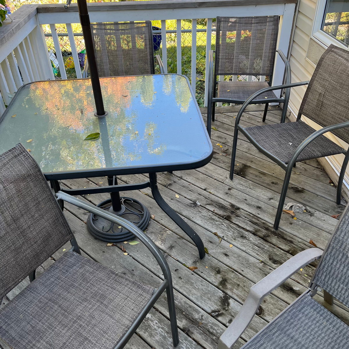 Y355 7 Piece Patio Set (five chairs, table, umbrella and stand)