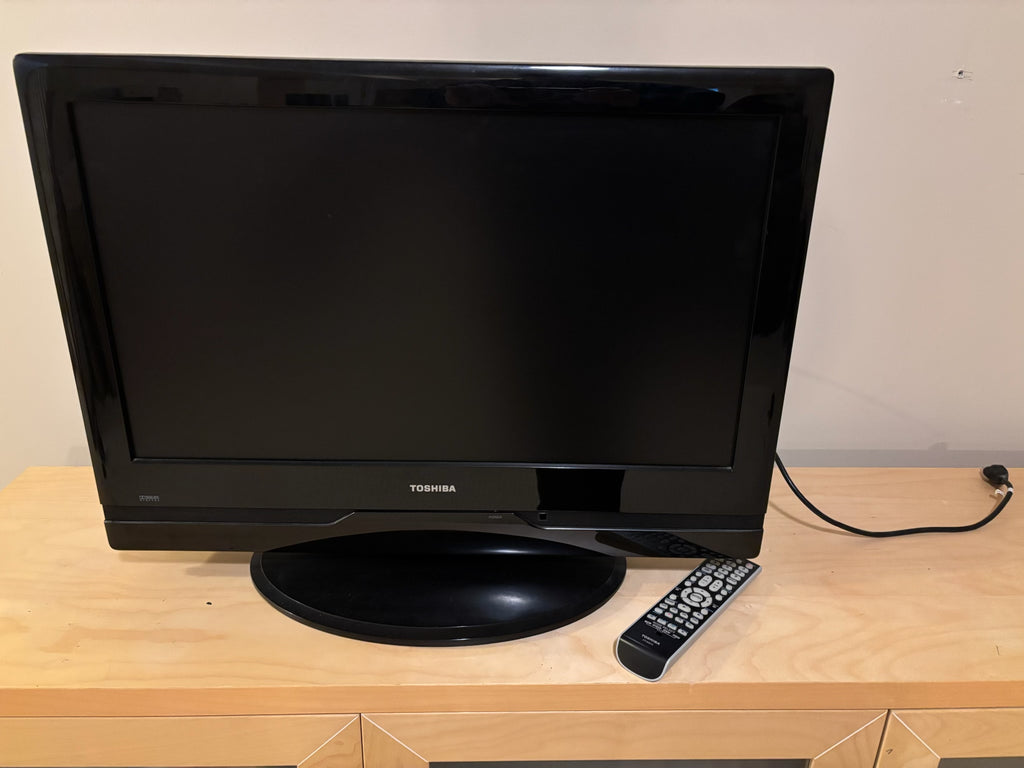 B202 26” Toshiba TV 26AV500U