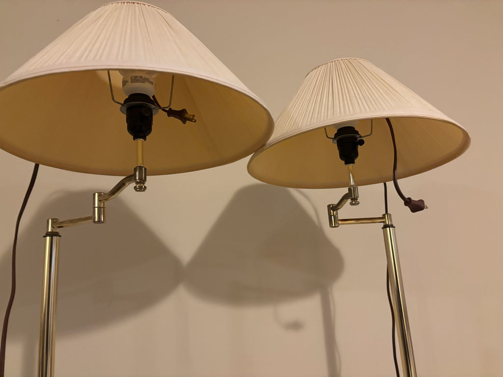 B208 Set of 2 vintage brass finish floor lamps with white shades