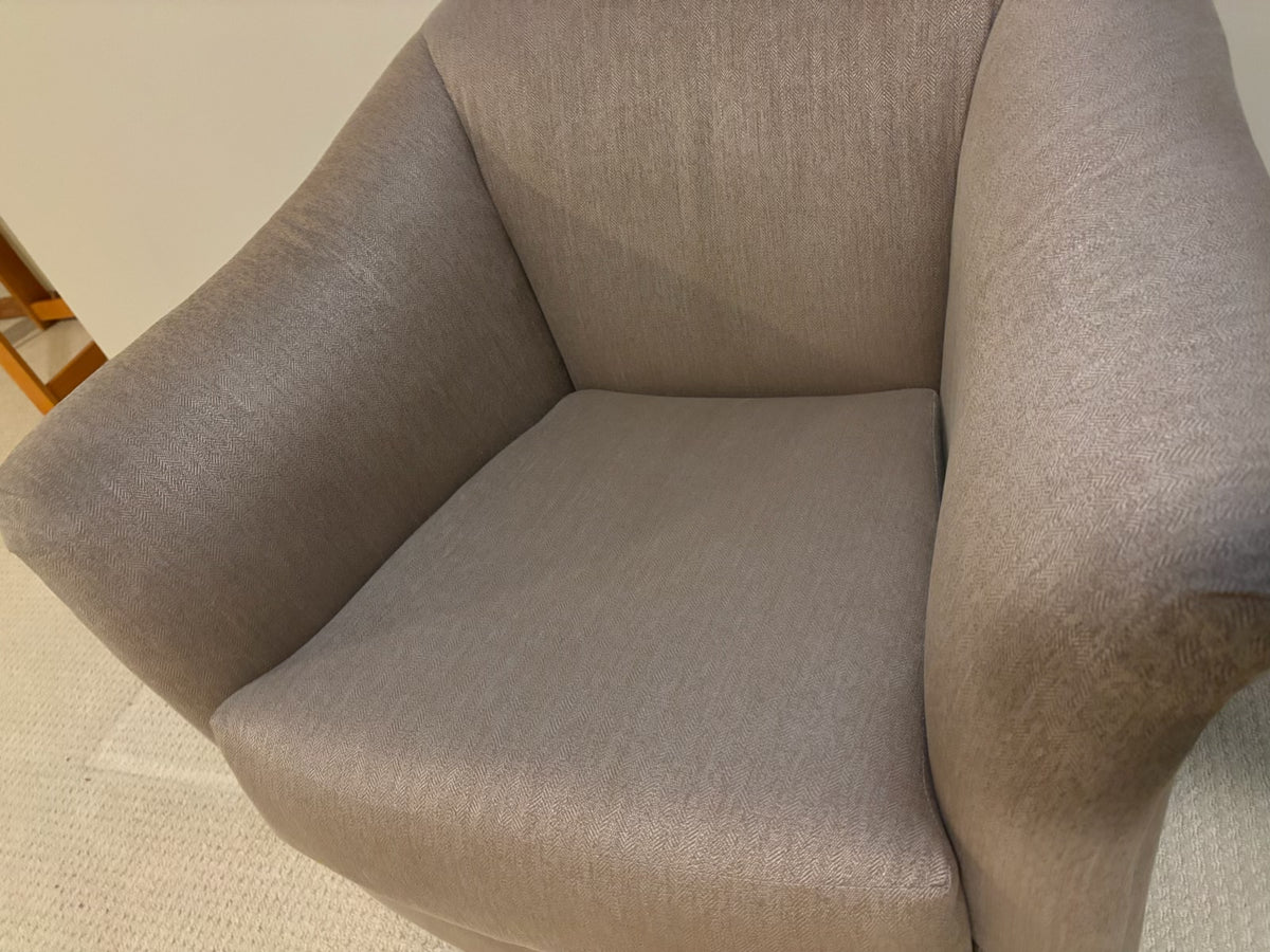 B210 Beige/Grey fabric swivel rocker (needs cleaning)