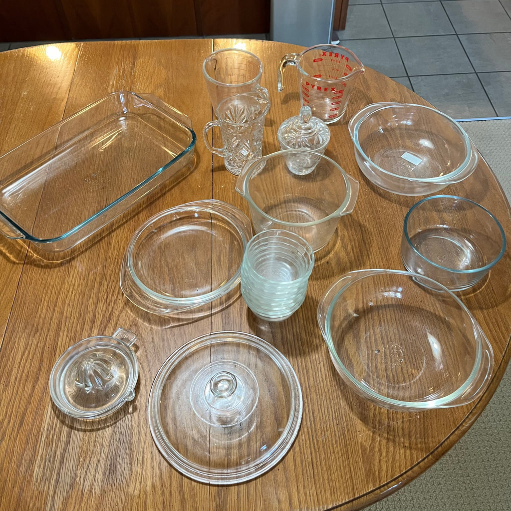 B310 Kitchen grouping (glass bakeware and more)