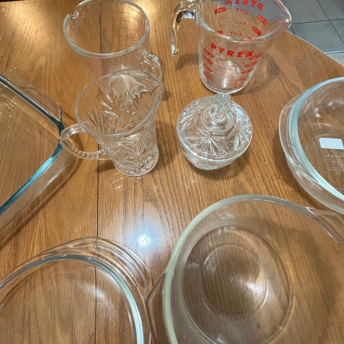B310 Kitchen grouping (glass bakeware and more)