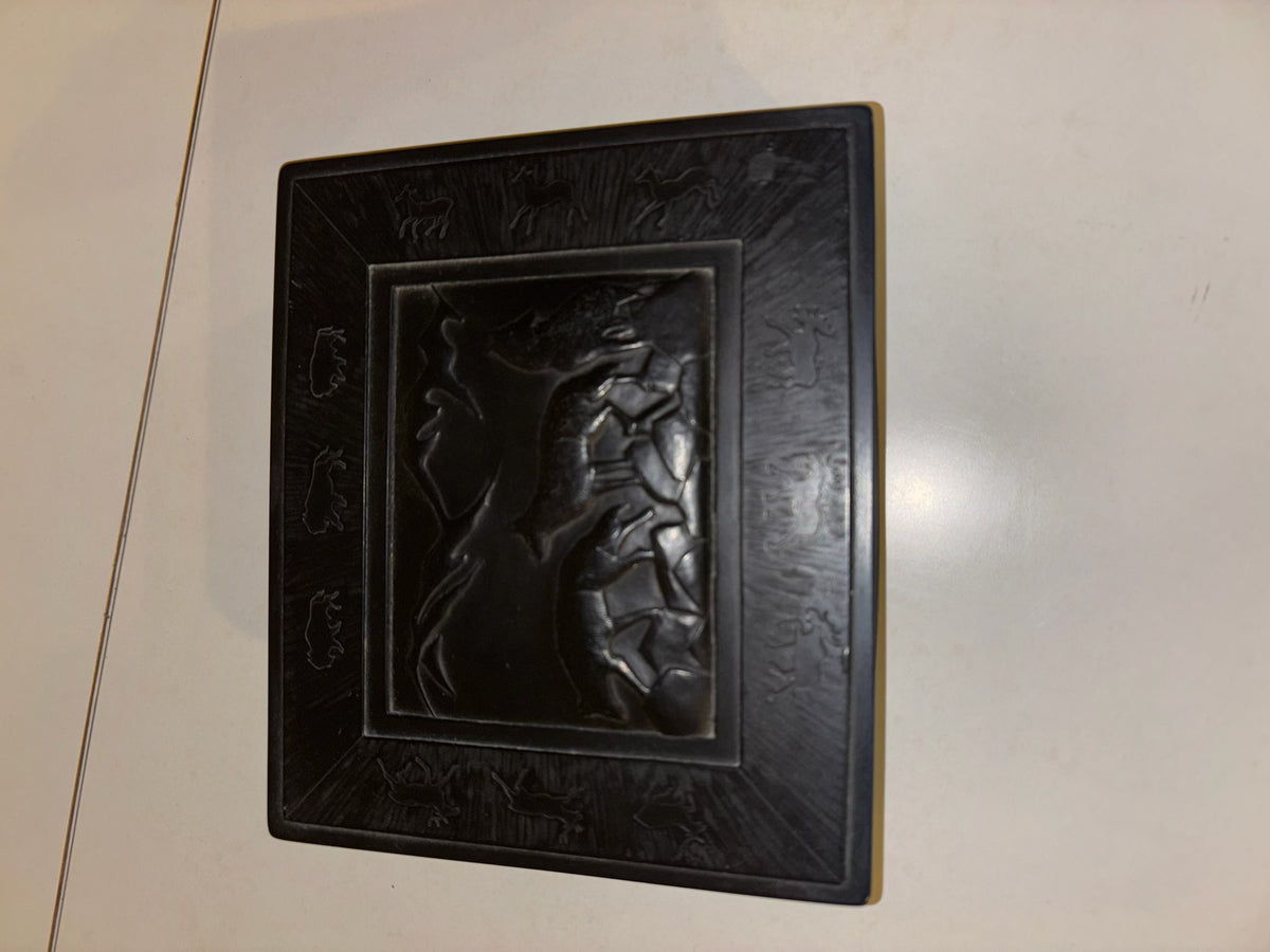 B213 Home Decor Grouping (jewellery box and polar bear figurine)
