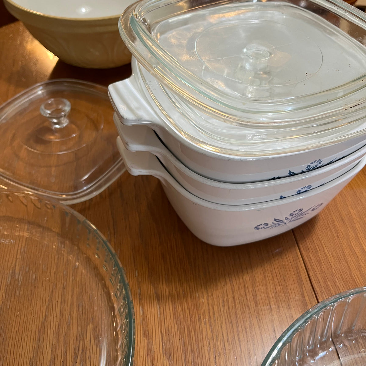 B311 Vintage kitchen grouping (corningware and more)