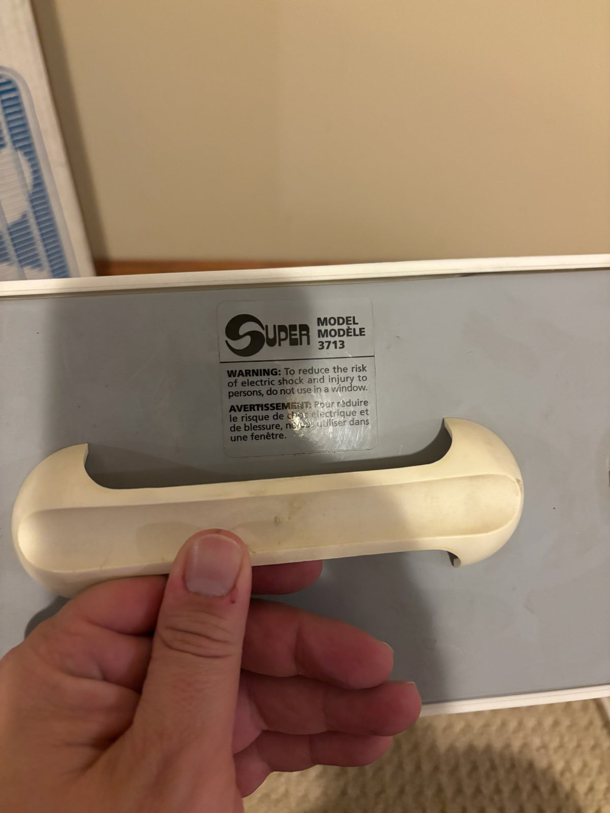 B218 Vintage Super 20 inch box fan in original box