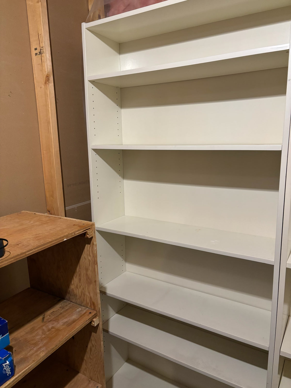 B224 Vintage white wooden bookshelf (79.5” x 35.5” x 10”)