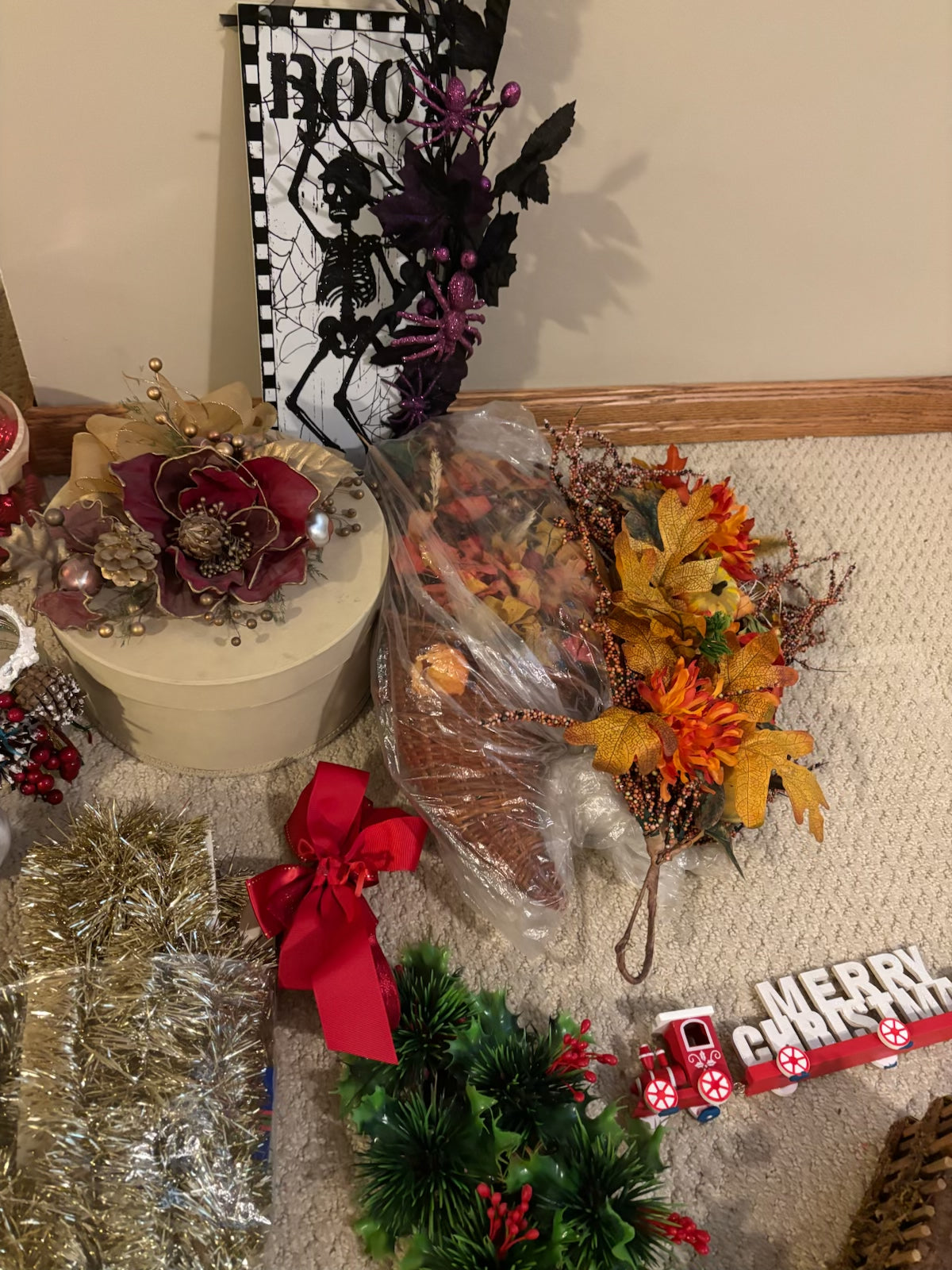 B230 Christmas Grouping (Nativity set and more)