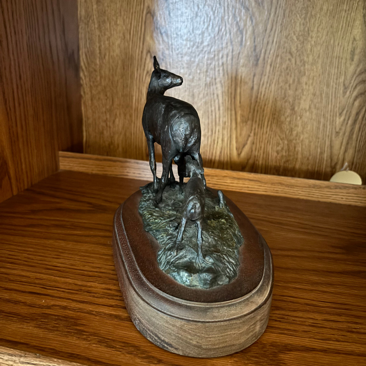 B103 Vintage bronze, "Doe and Twin Fawns" by Rick Roenisch with authentication