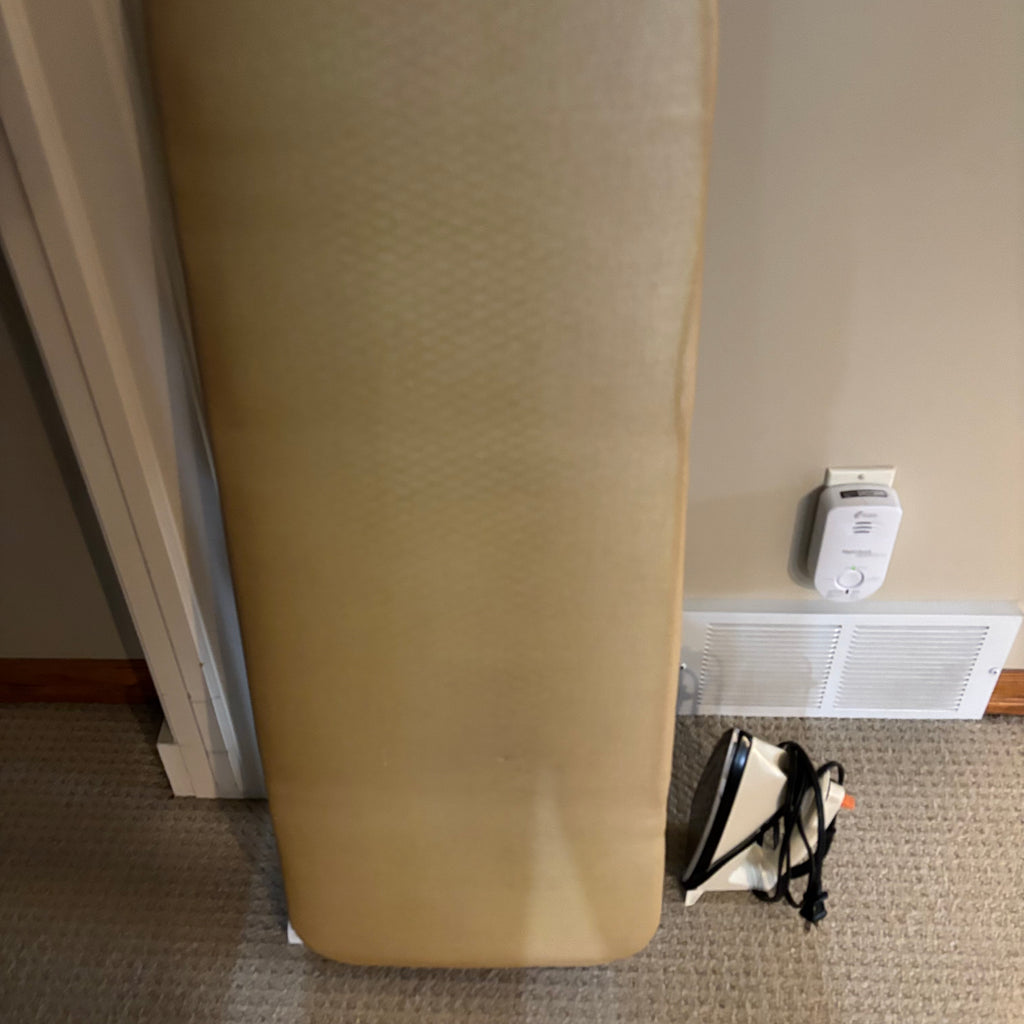 B105 Iron and Ironing Board Grouping