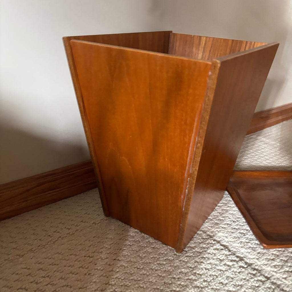 B108 Mid century teak waste paper bin and tray