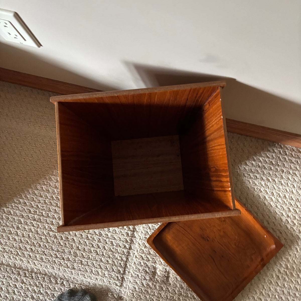 B108 Mid century teak waste paper bin and tray