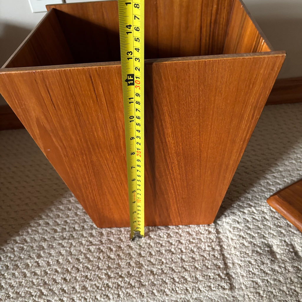 B108 Mid century teak waste paper bin and tray