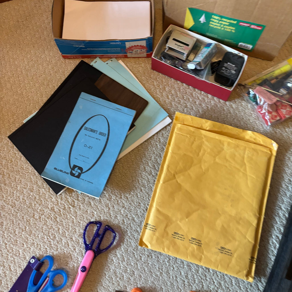 B109 Home and Office Grouping (fabric scissors and more)