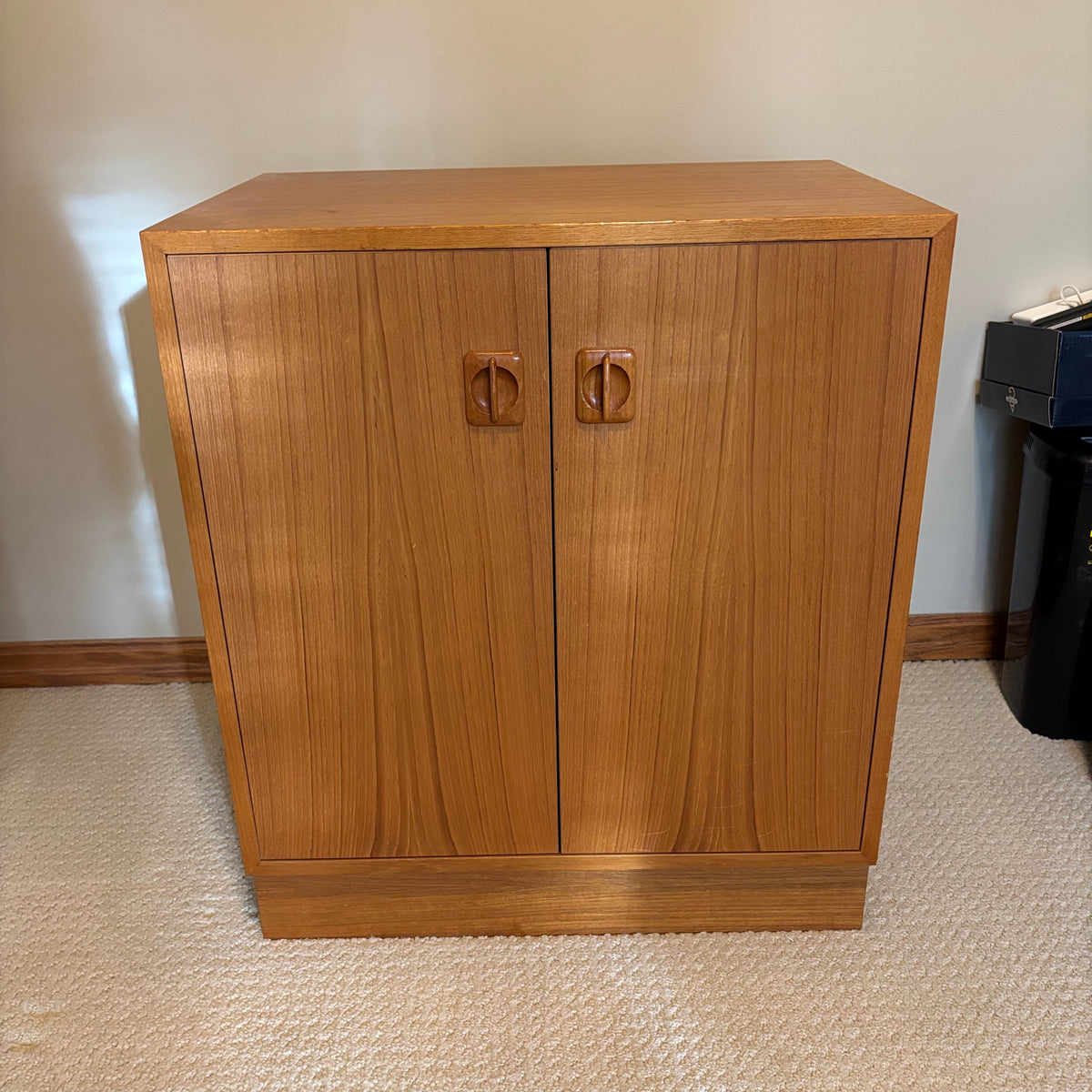 B110 Mid century teak two door storage cabinet (25" x 16" x 28" )