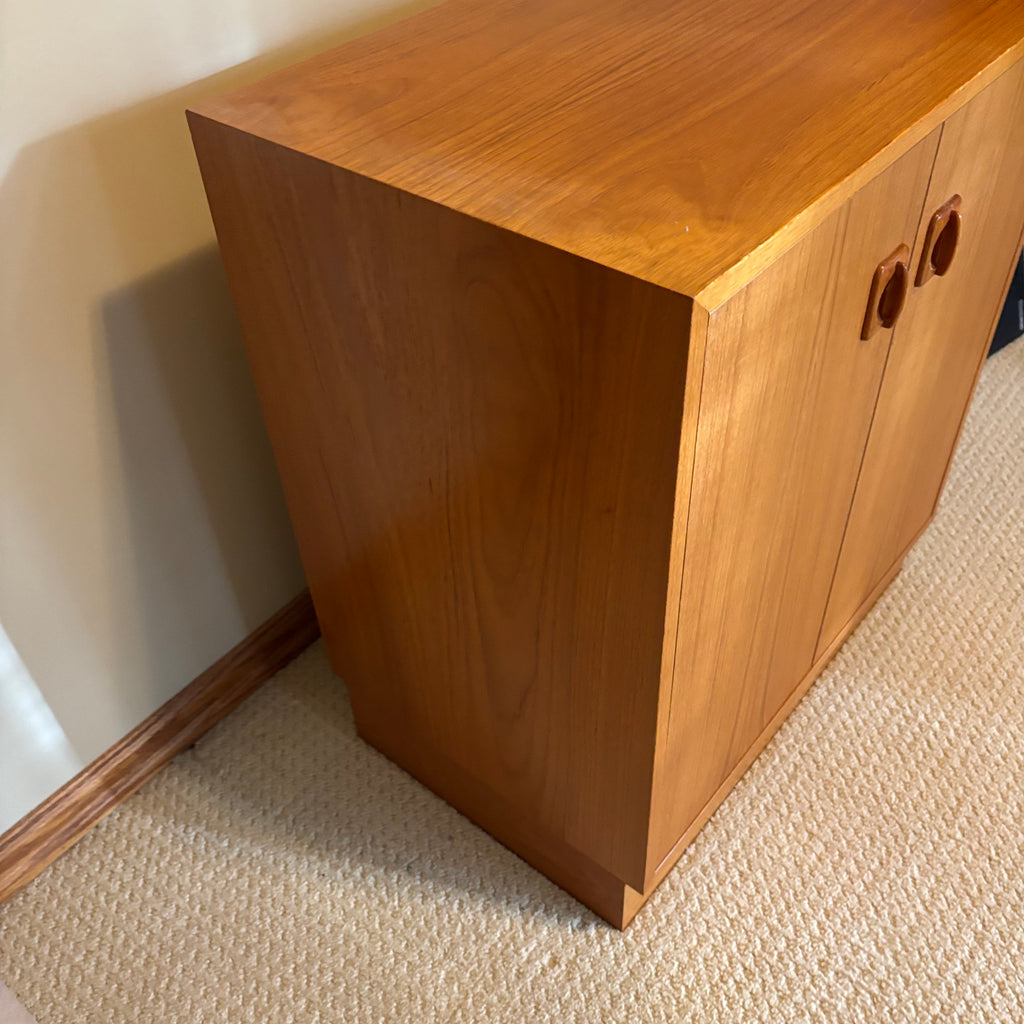 B110 Mid century teak two door storage cabinet (25" x 16" x 28" )