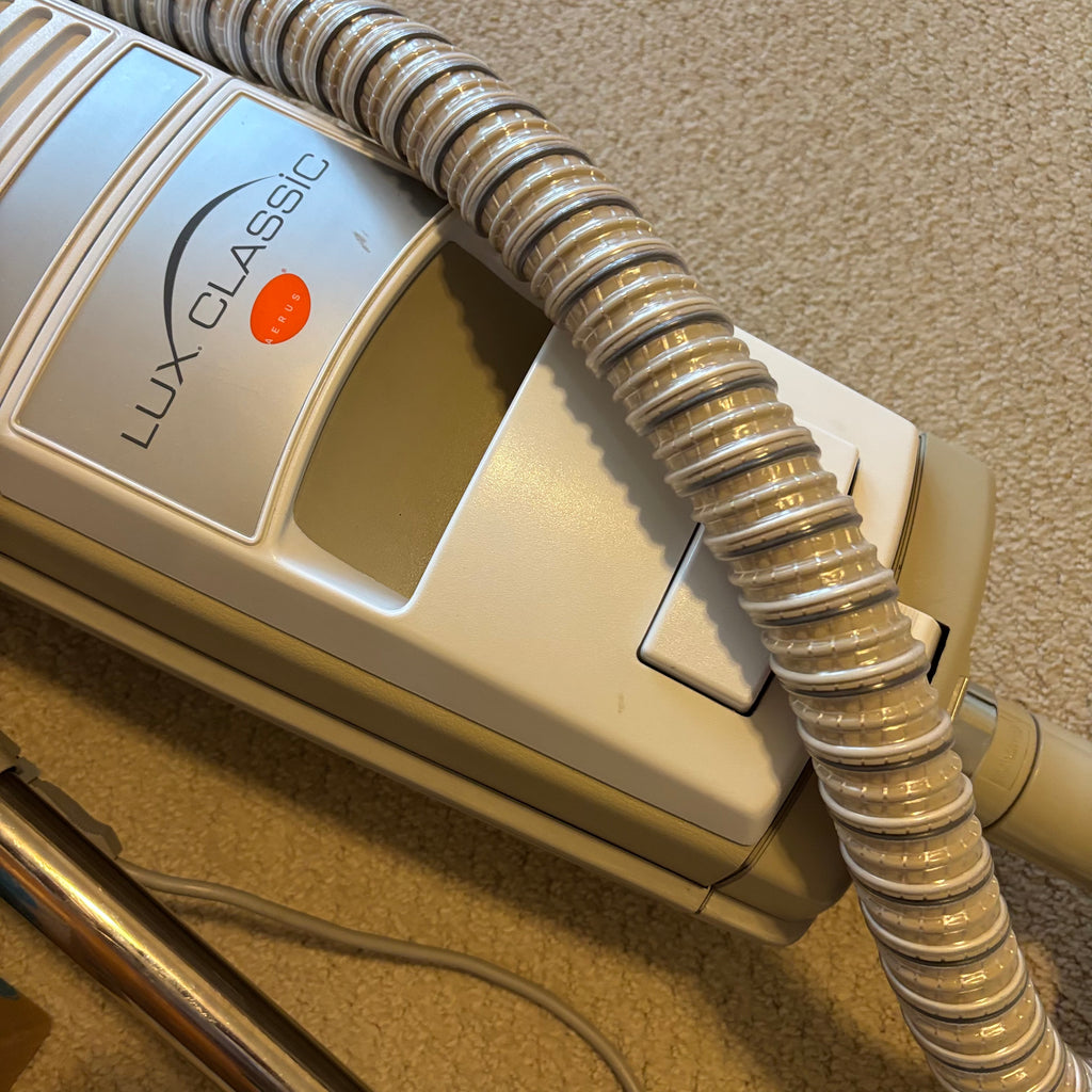 B111 Lux Classic Aerus canister vacuum with powerhead attachment (has original receipt)
