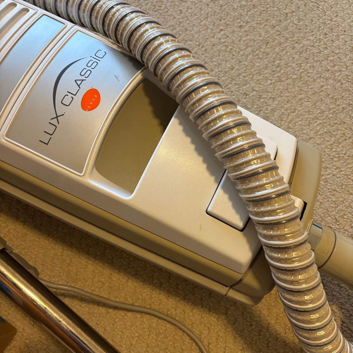 B111 Lux Classic Aerus canister vacuum with powerhead attachment (has original receipt)
