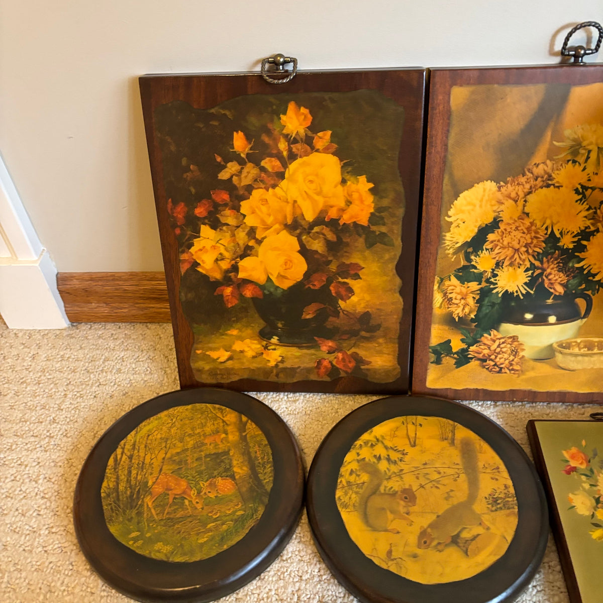 B114 Vintage Decor Grouping (floral artwork and more)