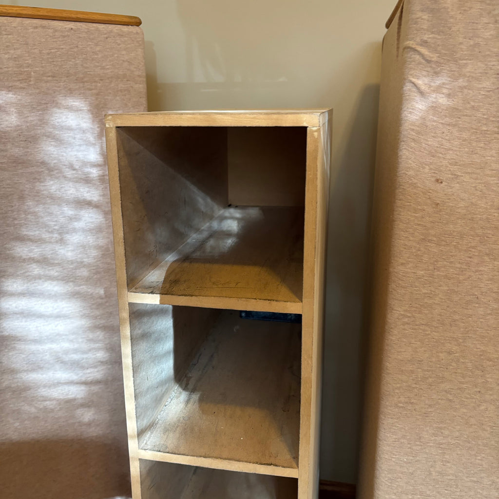 B116 Home Grouping (display stands with solid wood tops and more)