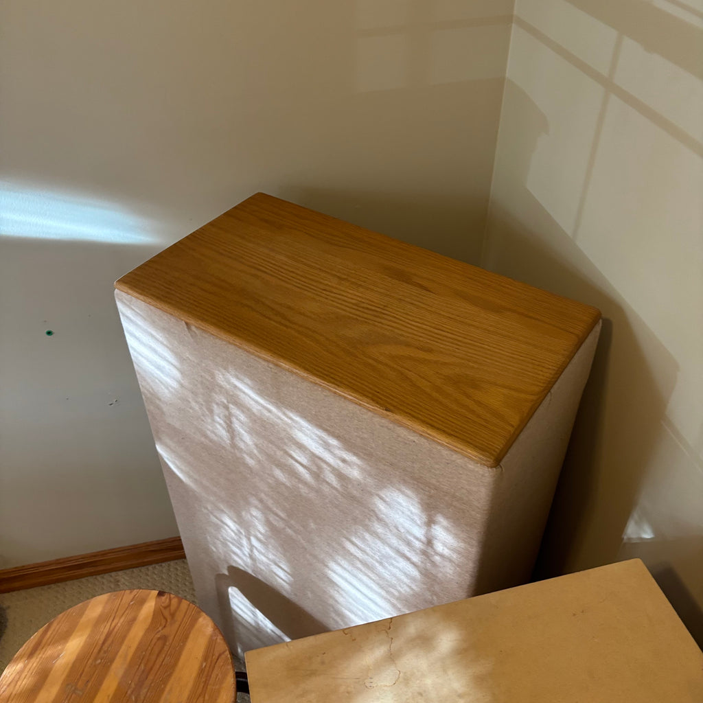 B116 Home Grouping (display stands with solid wood tops and more)