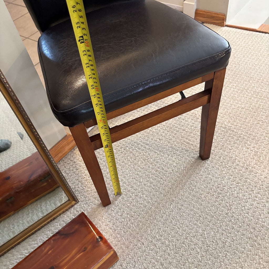 B117 Home Grouping (folding chair and more)