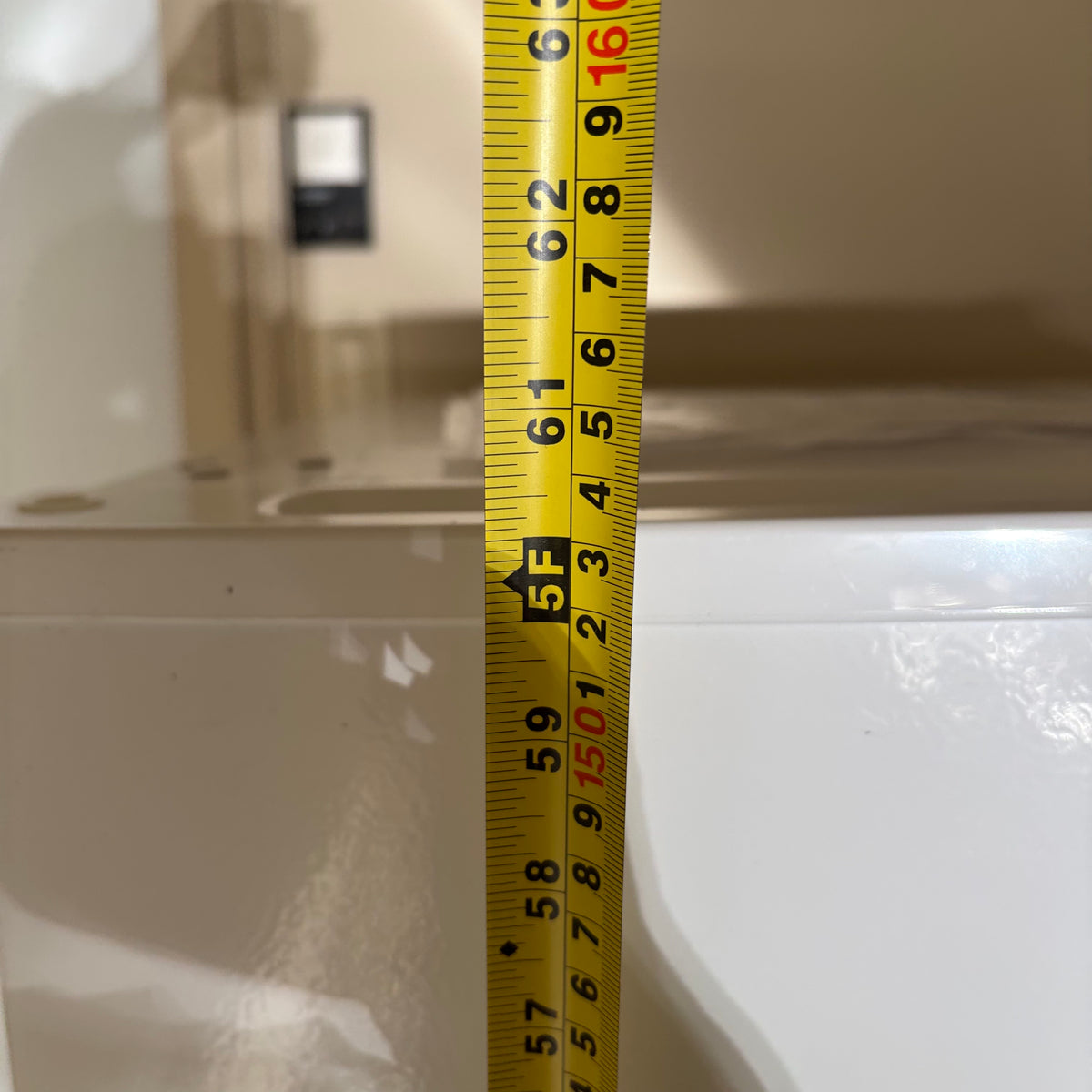 B120 Whirlpool upright freezer (manufacturer in 2021)