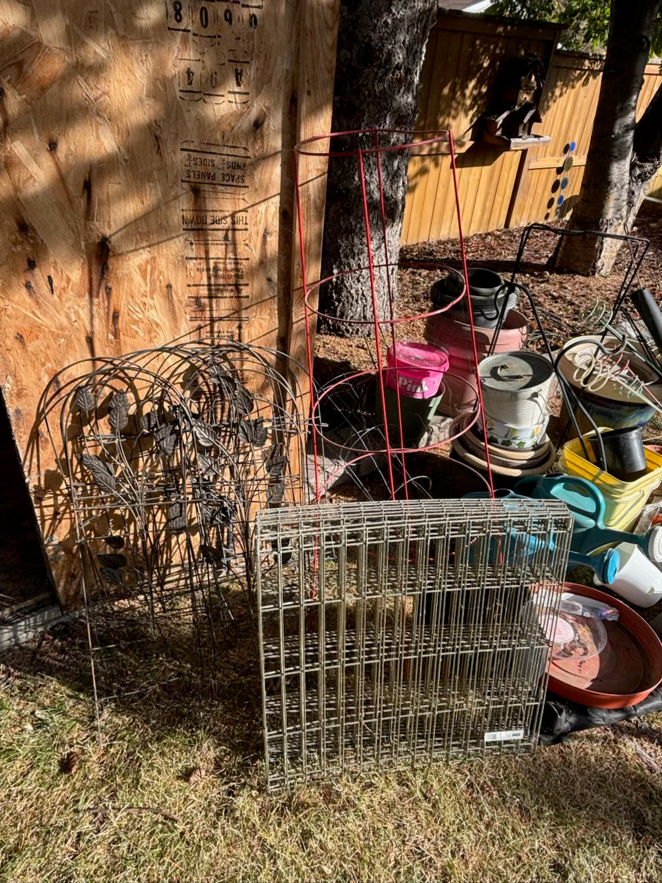 D201 Garden Grouping (Pots and More)