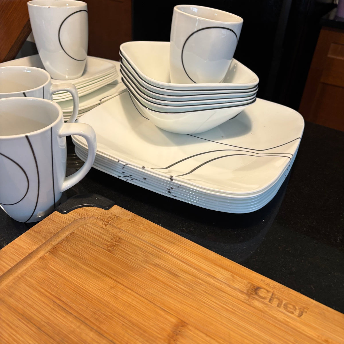 B129 Kitchen Grouping (cutting board and more)***items on counter top ONLY