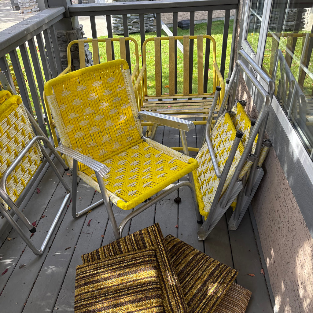 B130 Vintage Grouping (aluminum lawnchairs and more)