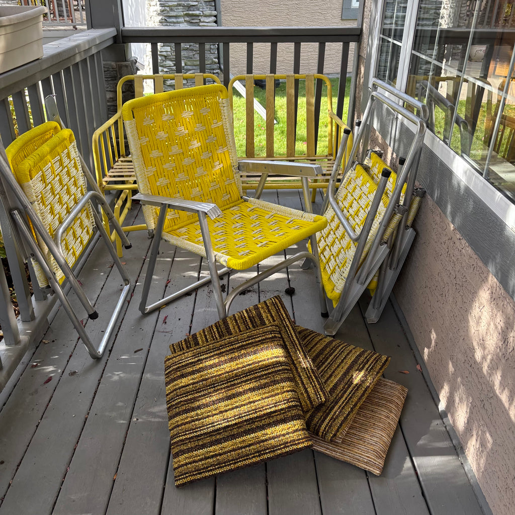 B130 Vintage Grouping (aluminum lawnchairs and more)