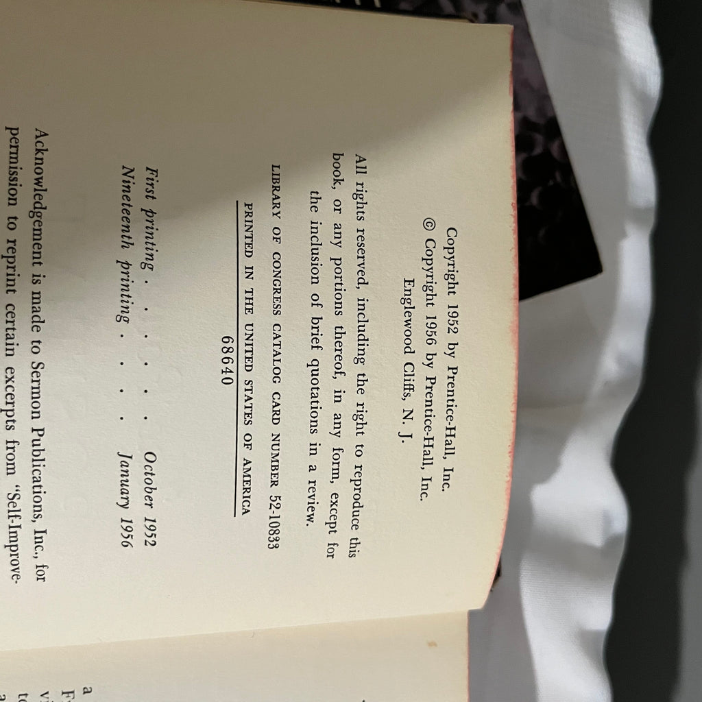 D317 Vintage Book Lot (Huckleberry Finn and more)