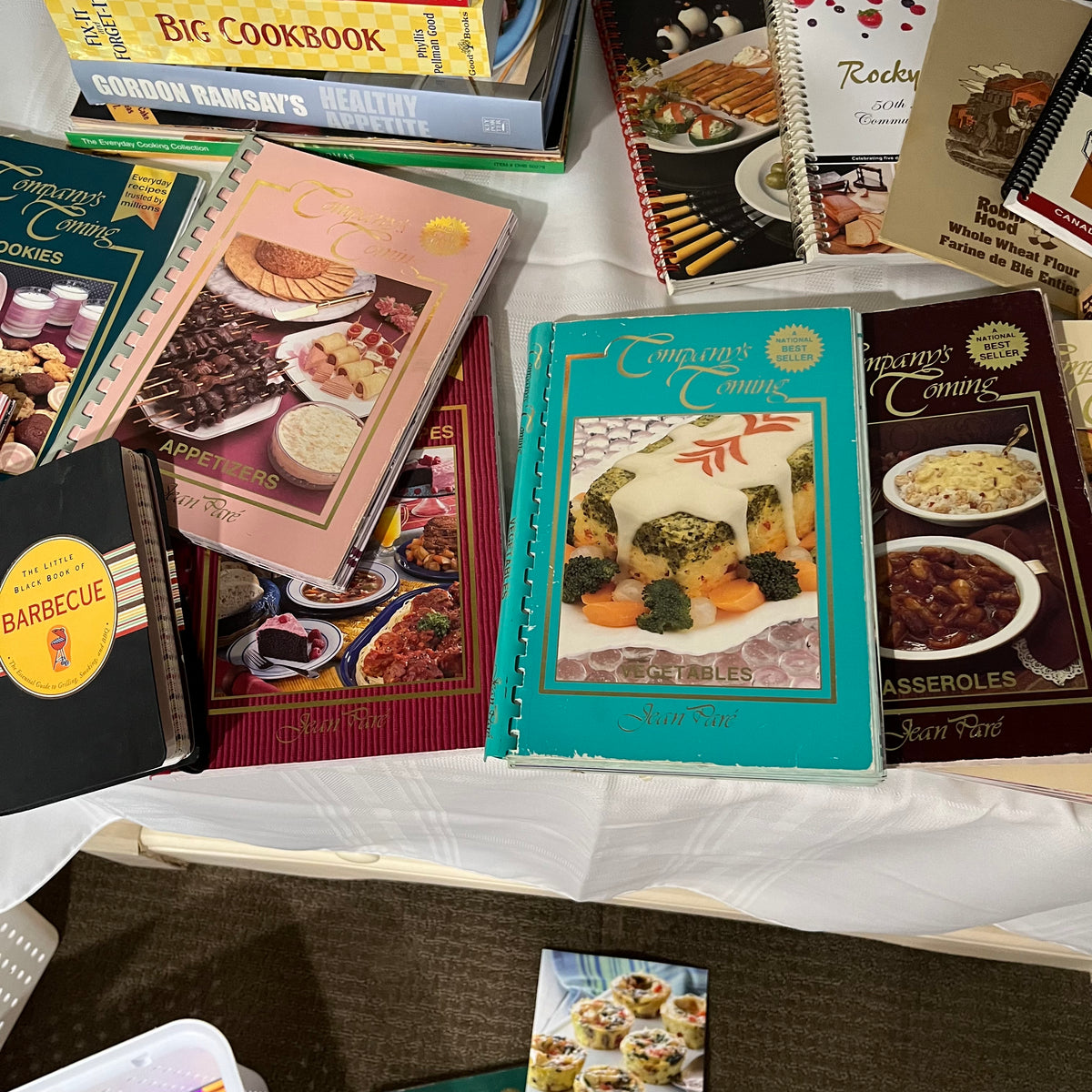 D325 Cookbook Grouping (dresser and baskets NOT included)