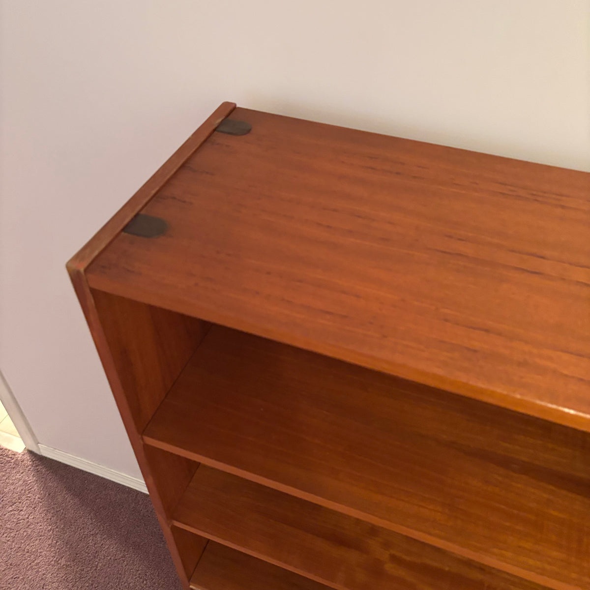 R100 SOLID TEAK MADE IN DENMARK UPPER HUTCH (42" X 40" X 12")