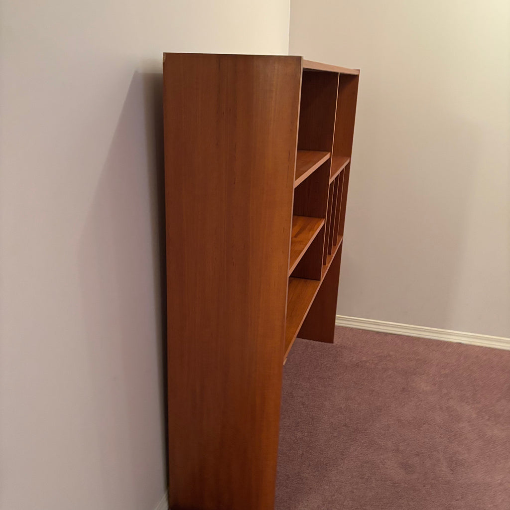 R100 SOLID TEAK MADE IN DENMARK UPPER HUTCH (42" X 40" X 12")