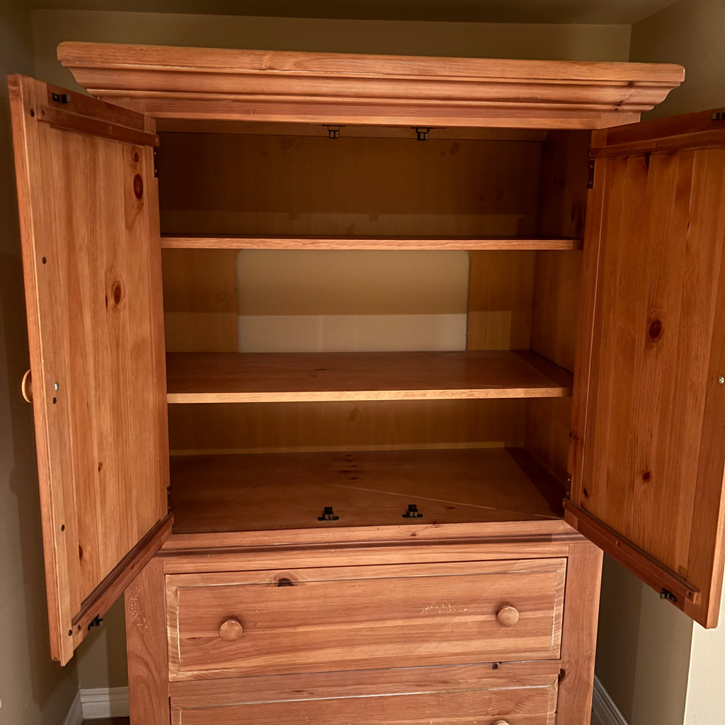 R106 SOLID PINE ARMOUR WITH SHELVES AND 2 DRAWERS (62" X 38" X 20")