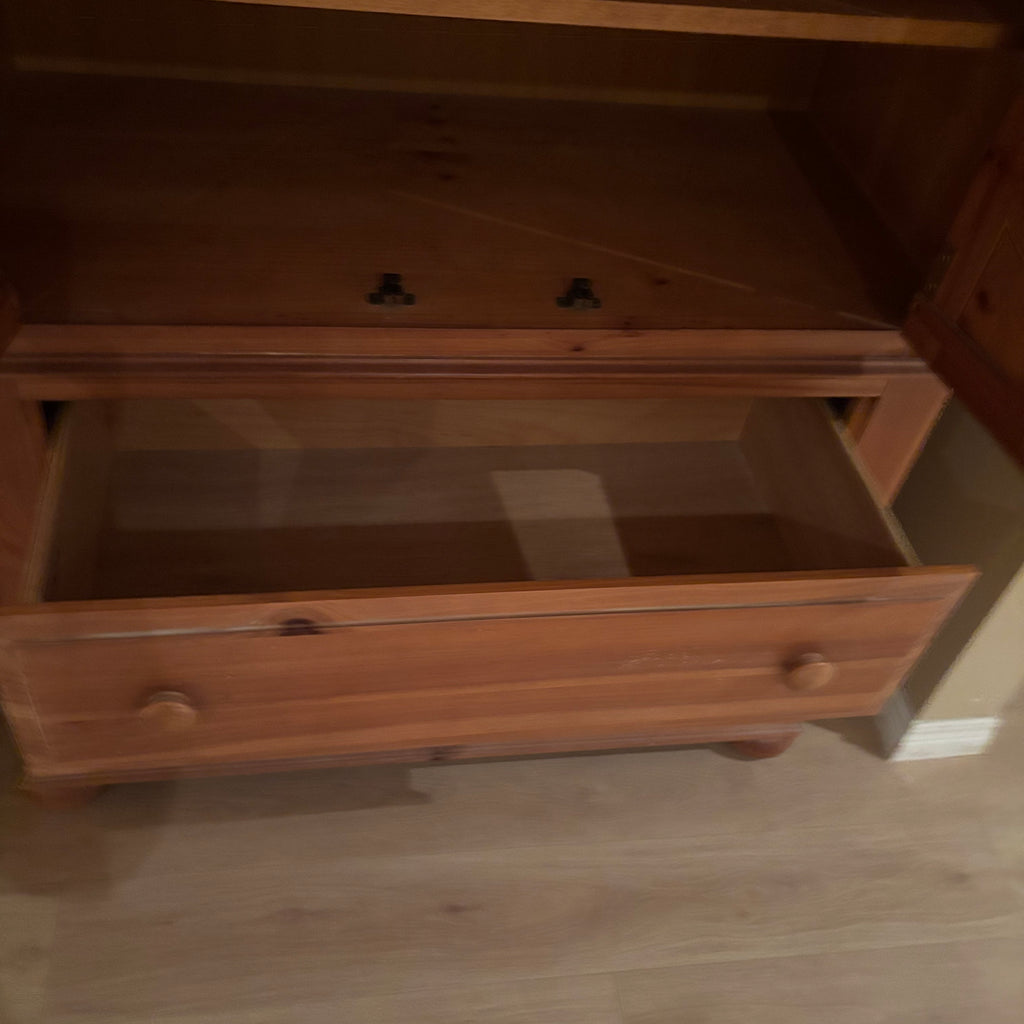 R106 SOLID PINE ARMOUR WITH SHELVES AND 2 DRAWERS (62" X 38" X 20")