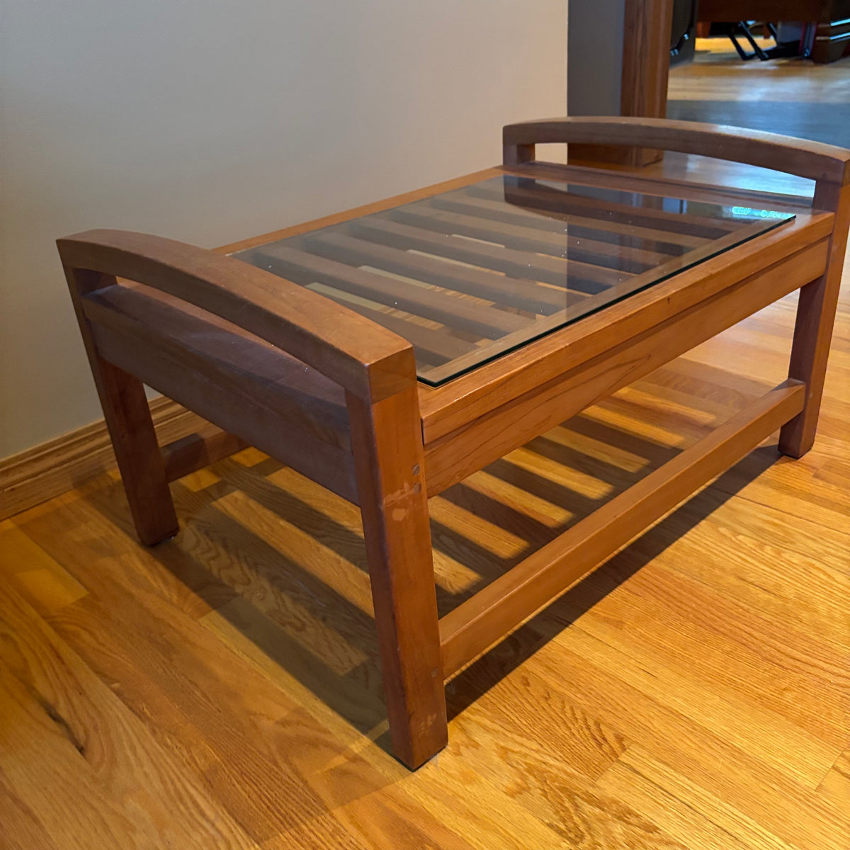 R115 Mid Century slatted wood end table