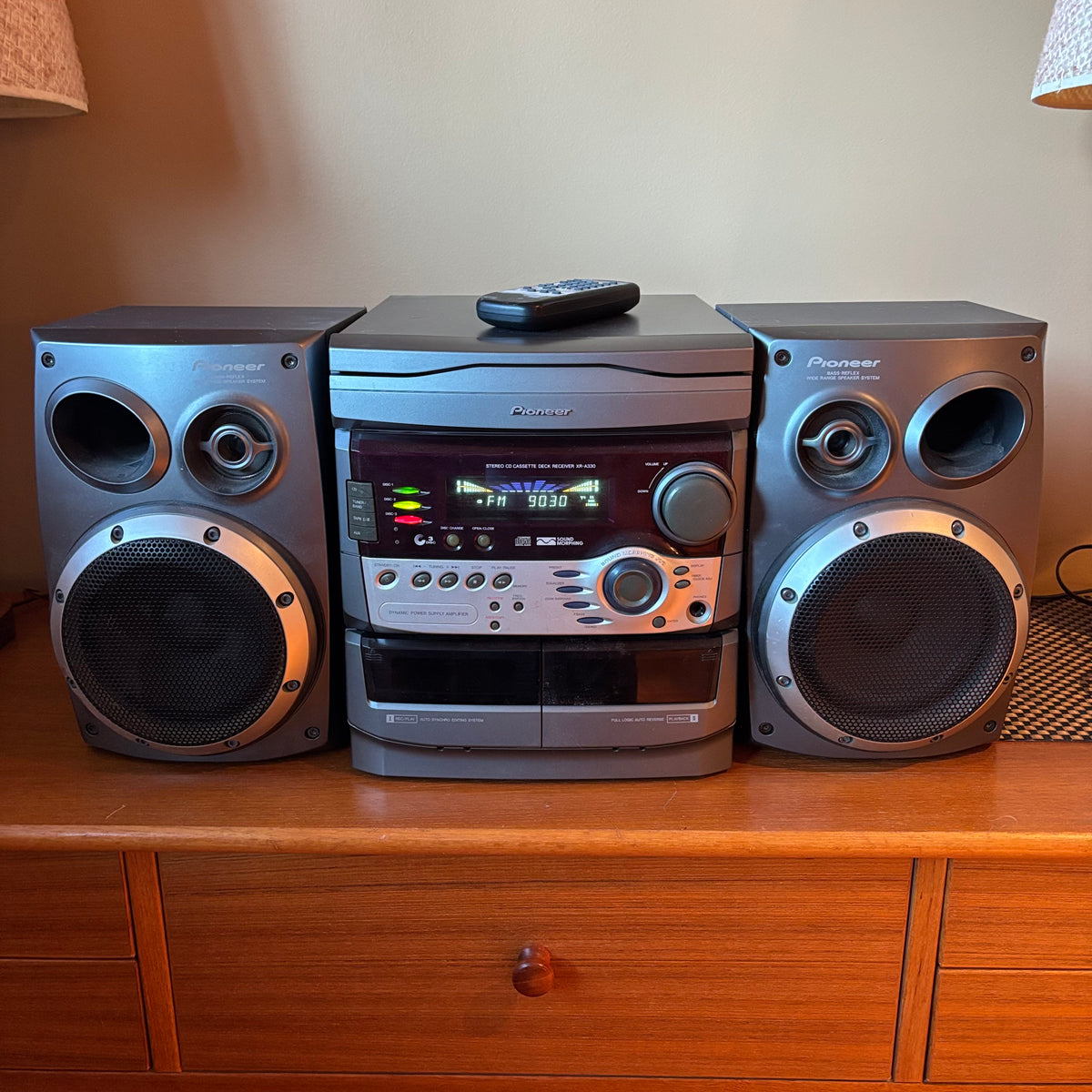 R116A Pioneer Stereo (model XP-A330)***see full description