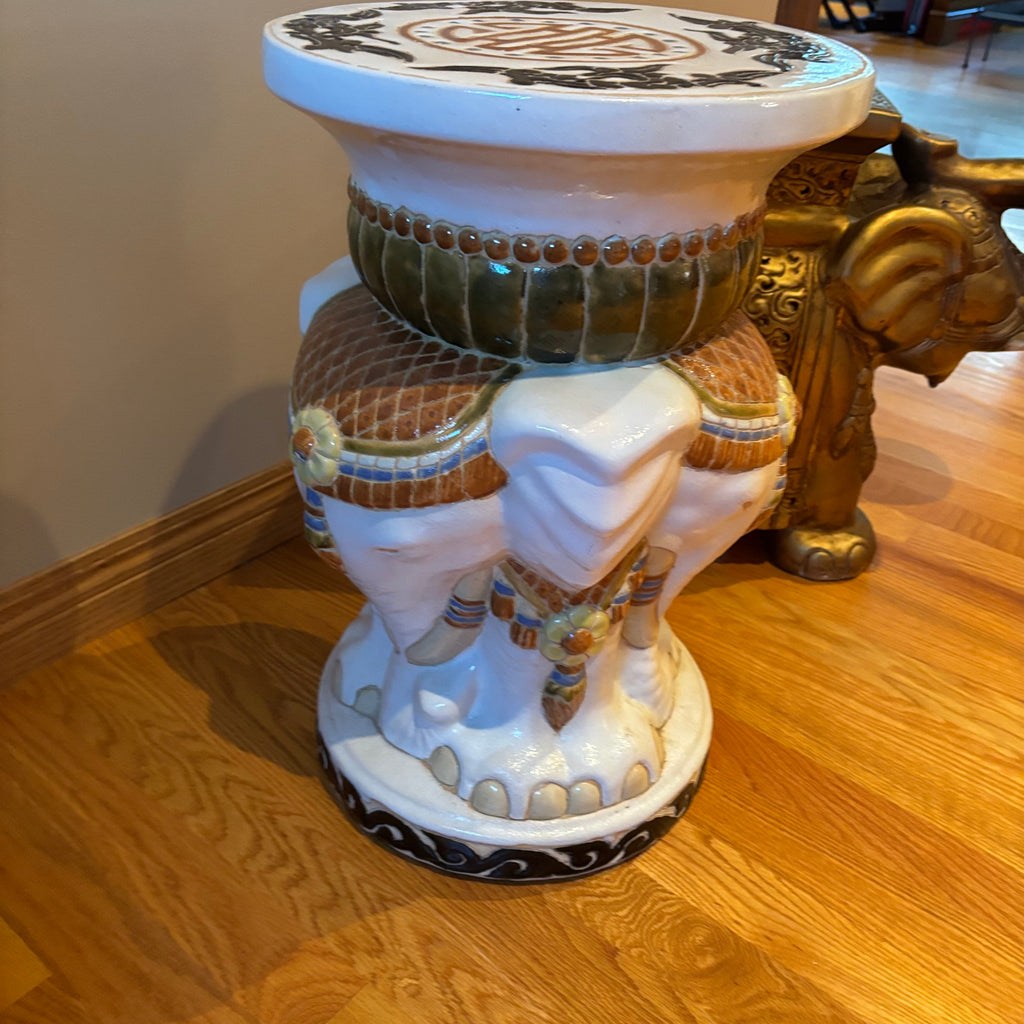 R117A Set of 2 ceramic plant pedestals