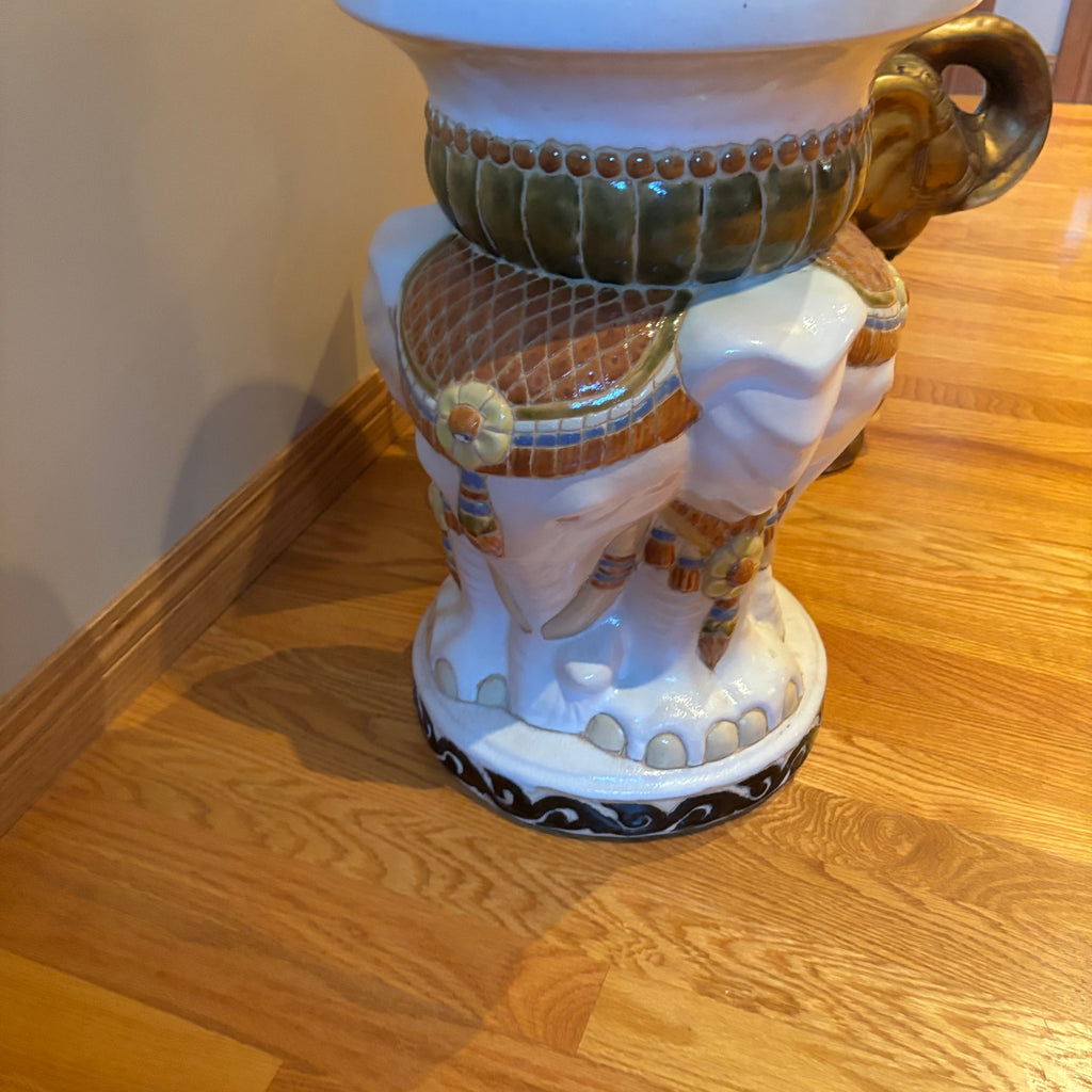 R117A Set of 2 ceramic plant pedestals