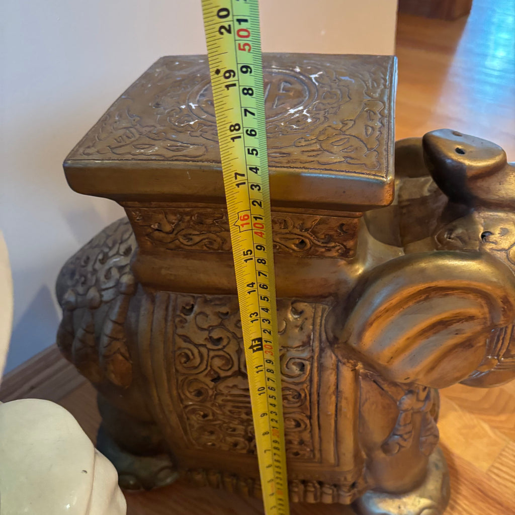 R117A Set of 2 ceramic plant pedestals