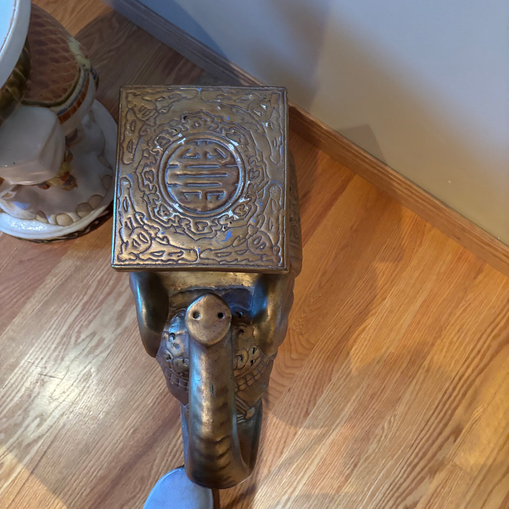 R117A Set of 2 ceramic plant pedestals