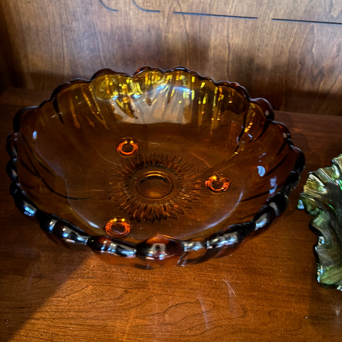 R131 Vintage Glass Grouping (amber bowl and carnival glass bowl)
