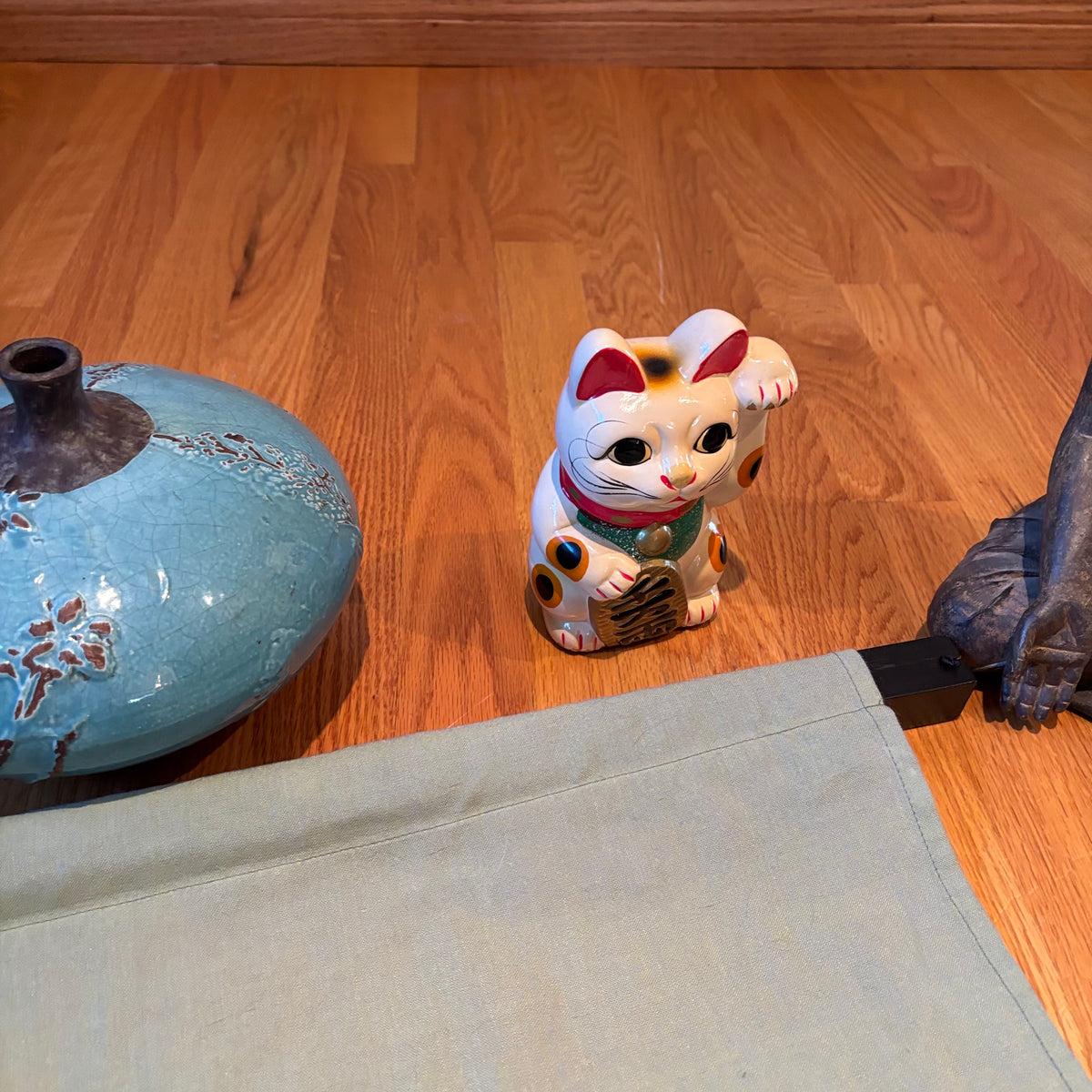 R135 Asian Grouping (Japanese wall hanging and more)
