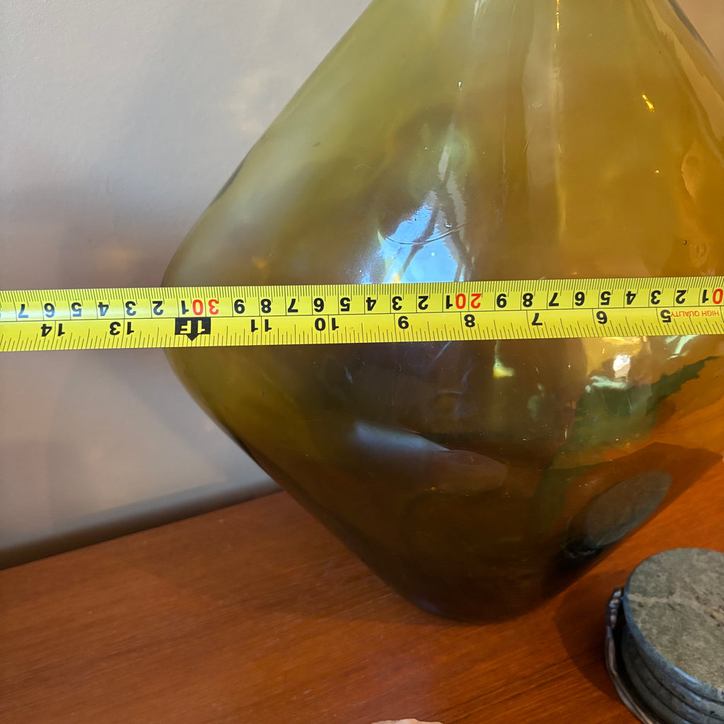 R136 Home Decor Grouping (large green glass vase and more)