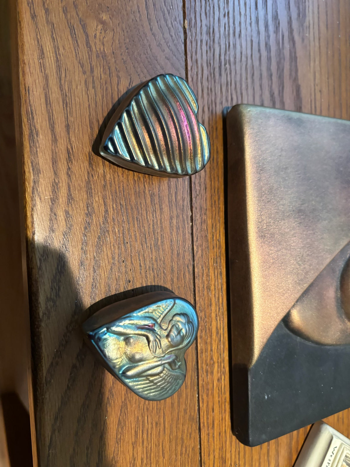 R218 Home Decor Grouping (winged bookends and more)
