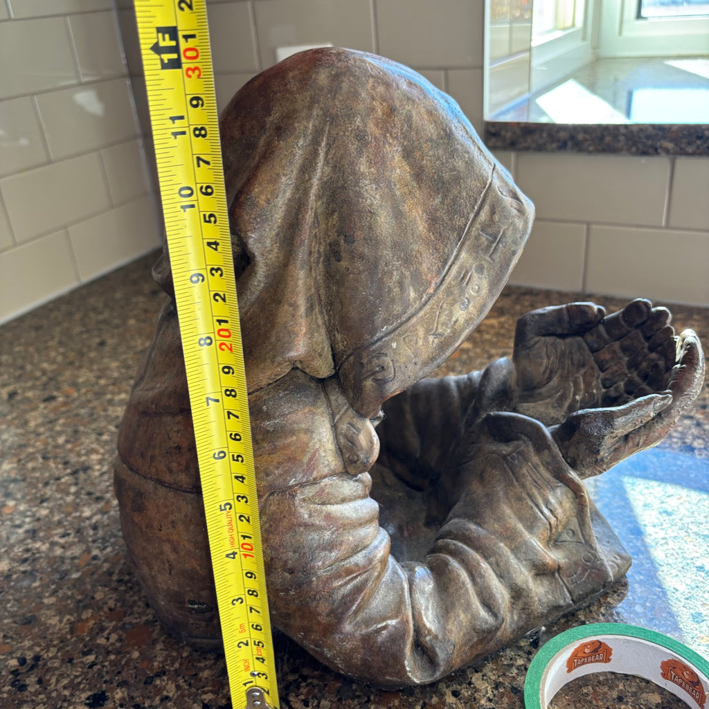 R144 Aurelien Carlier sculpture (very heavy)